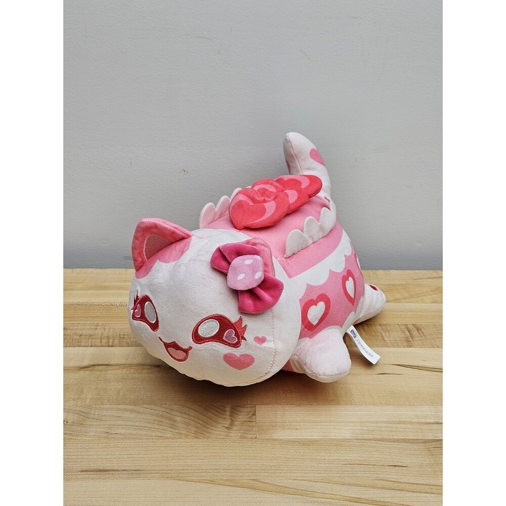 2024 Aphmau Meemeows KC Cake Cat Mysyery Plush 11" Valentine's Hearts Strawberry